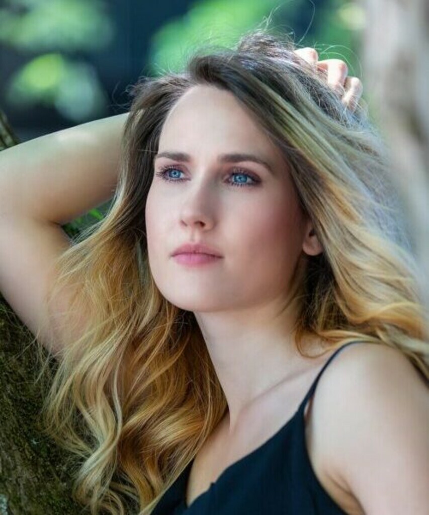 Suzanne M.-photo-2