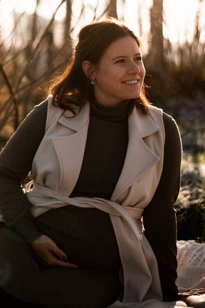 Ser & Charlotte *. 4