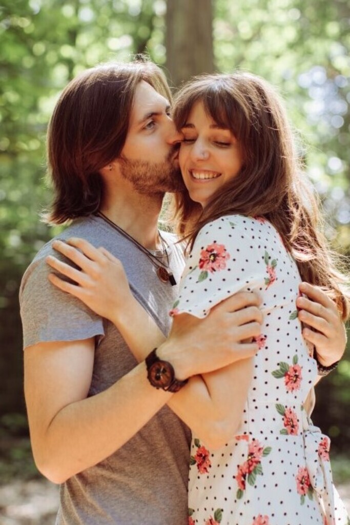 Tristan & Roxanne *. 4