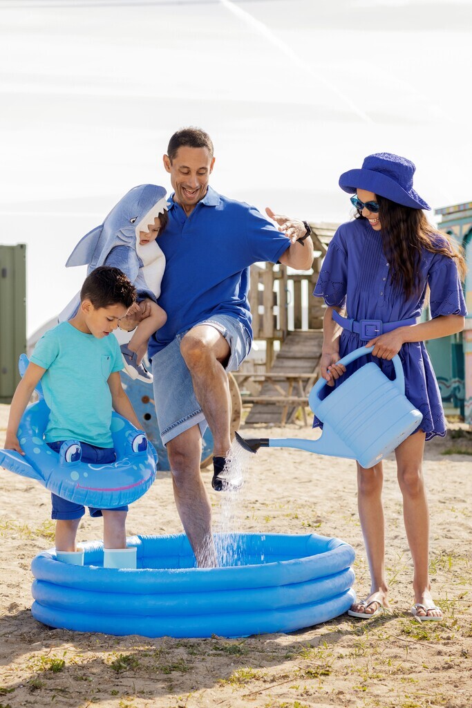 Family Marques *. 14