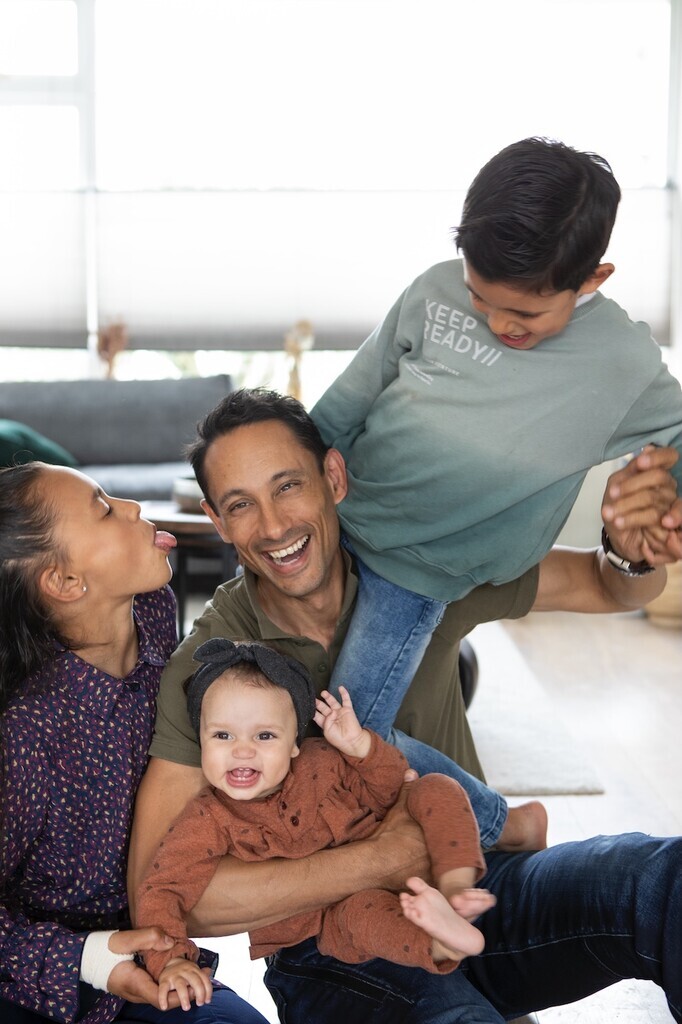 Family Marques *. 10