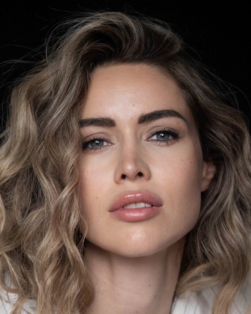Lucienne V.