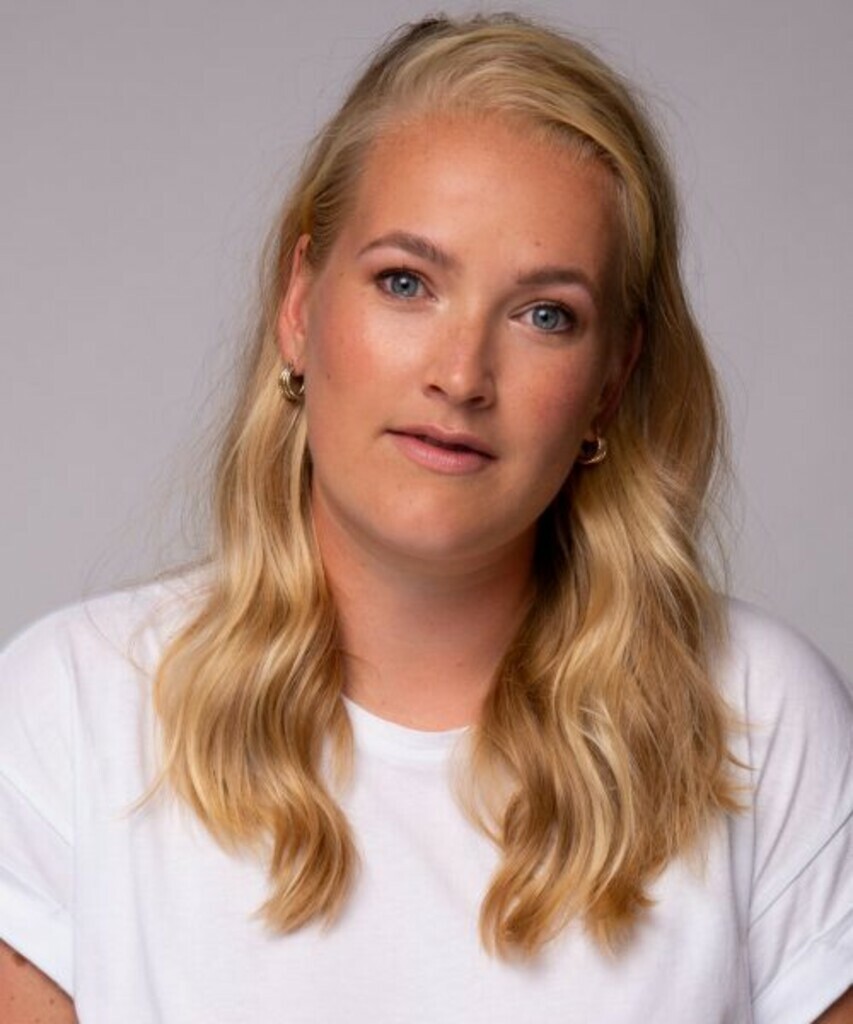 Kim B.