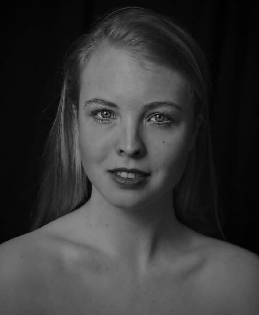 Nynke E.