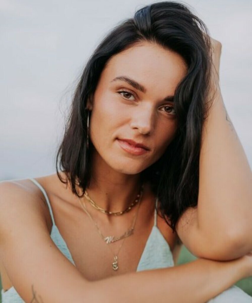 Ashley V.