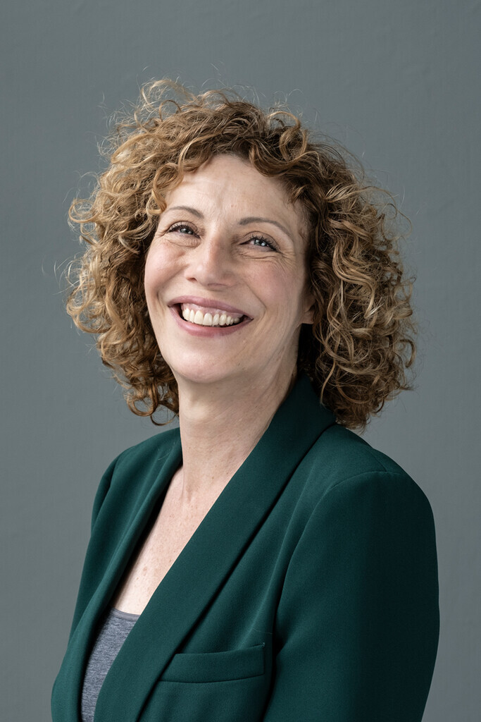 Angela Z.