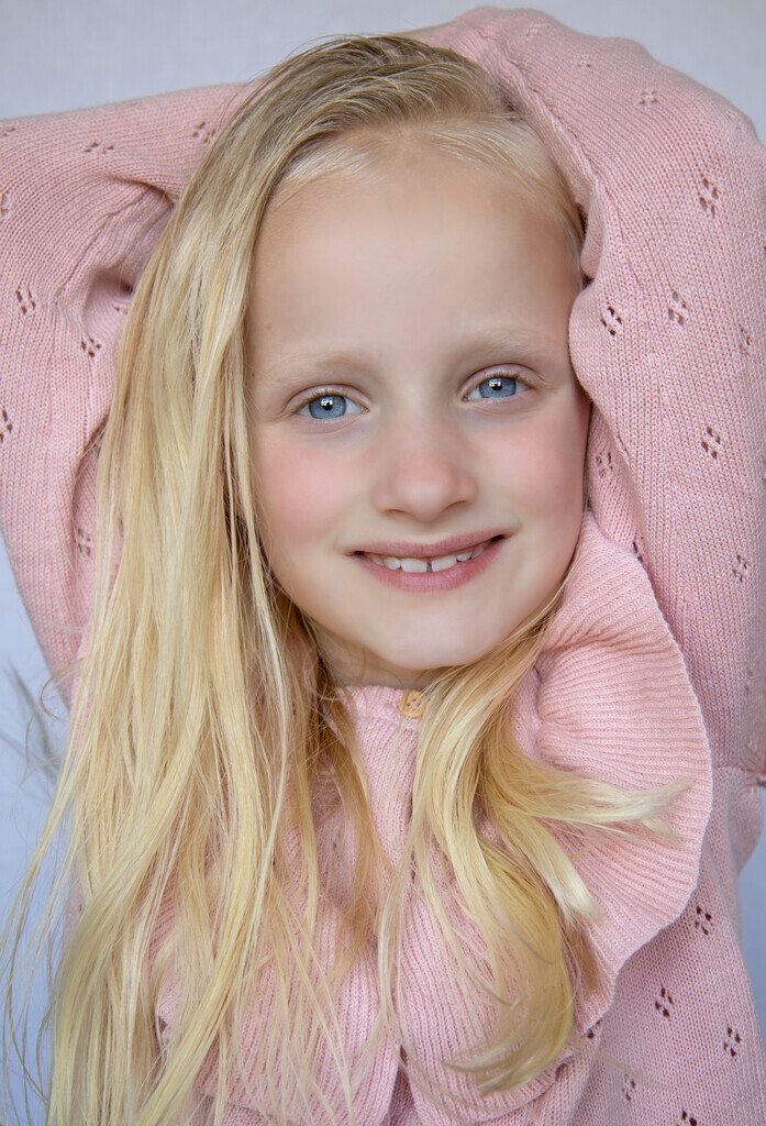 Esmee B.