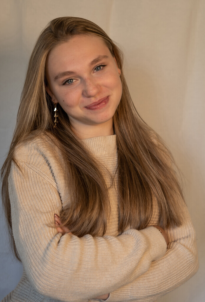Mirrin L.