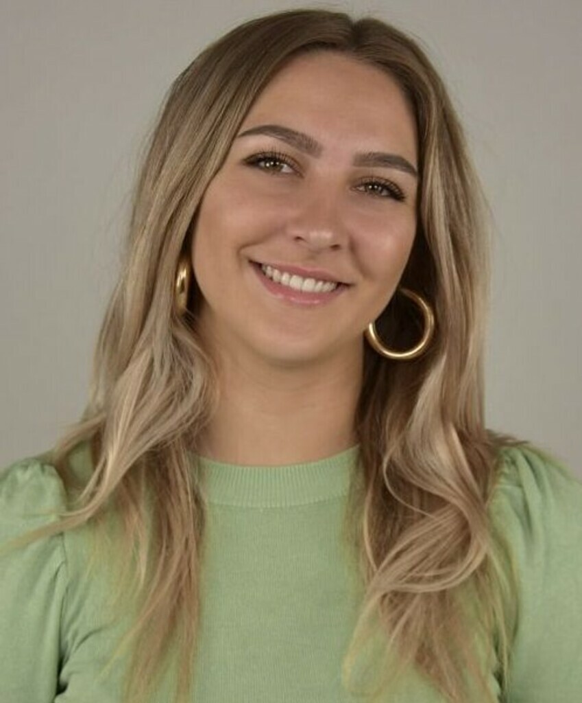Nina K.