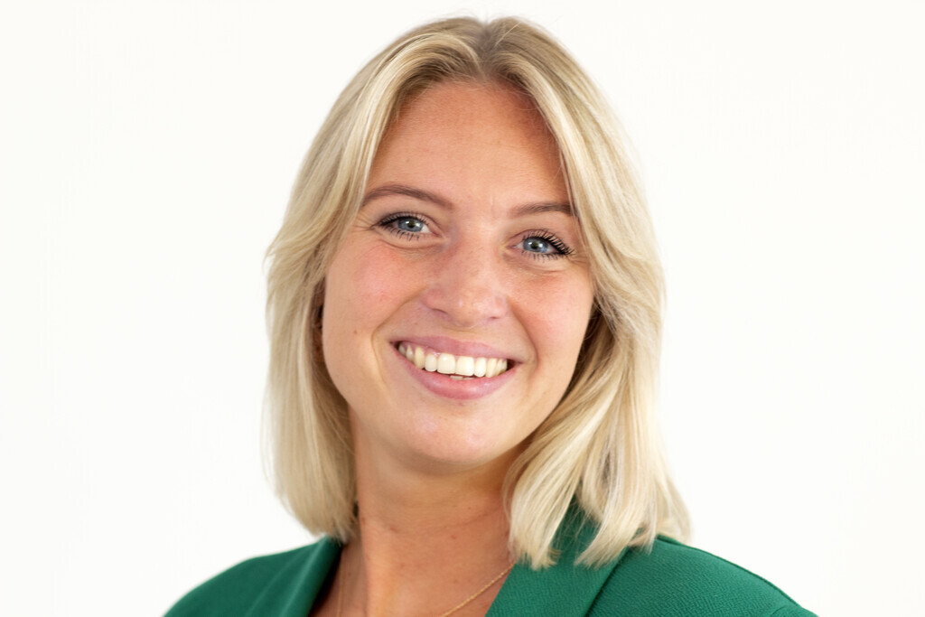 Angela V.