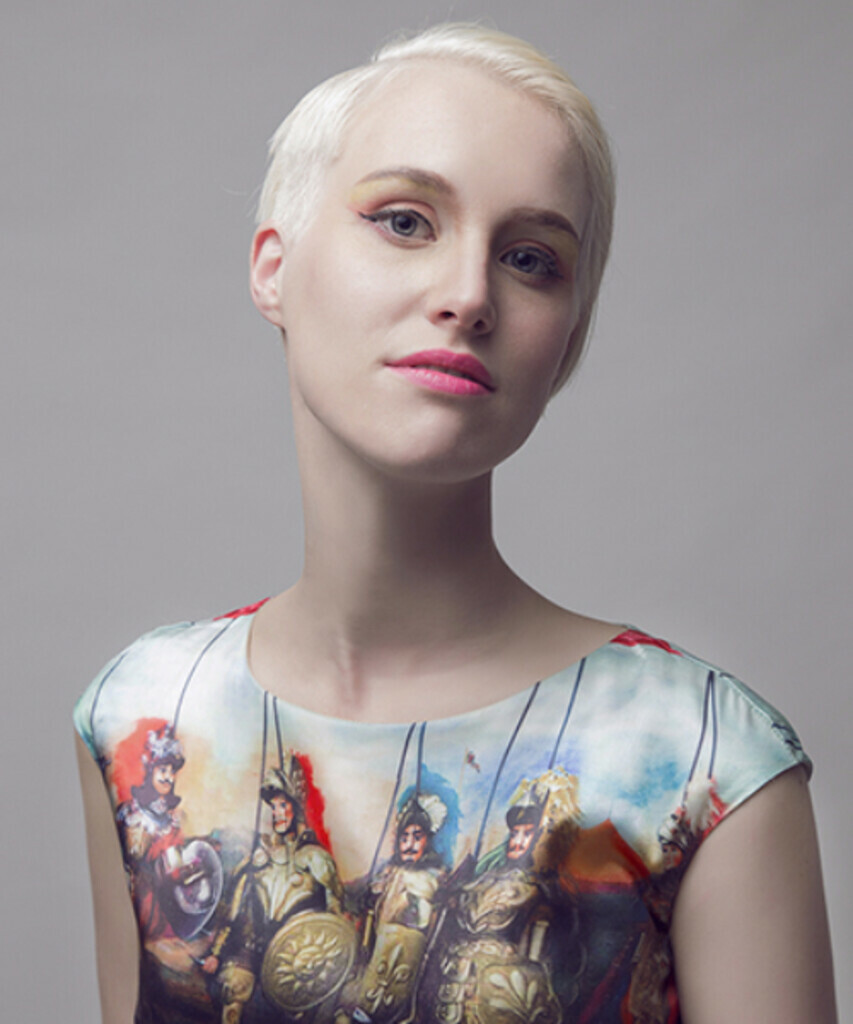 Emmy T.