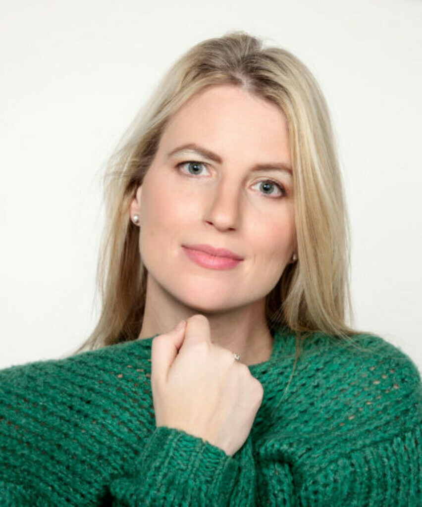 Amy R.