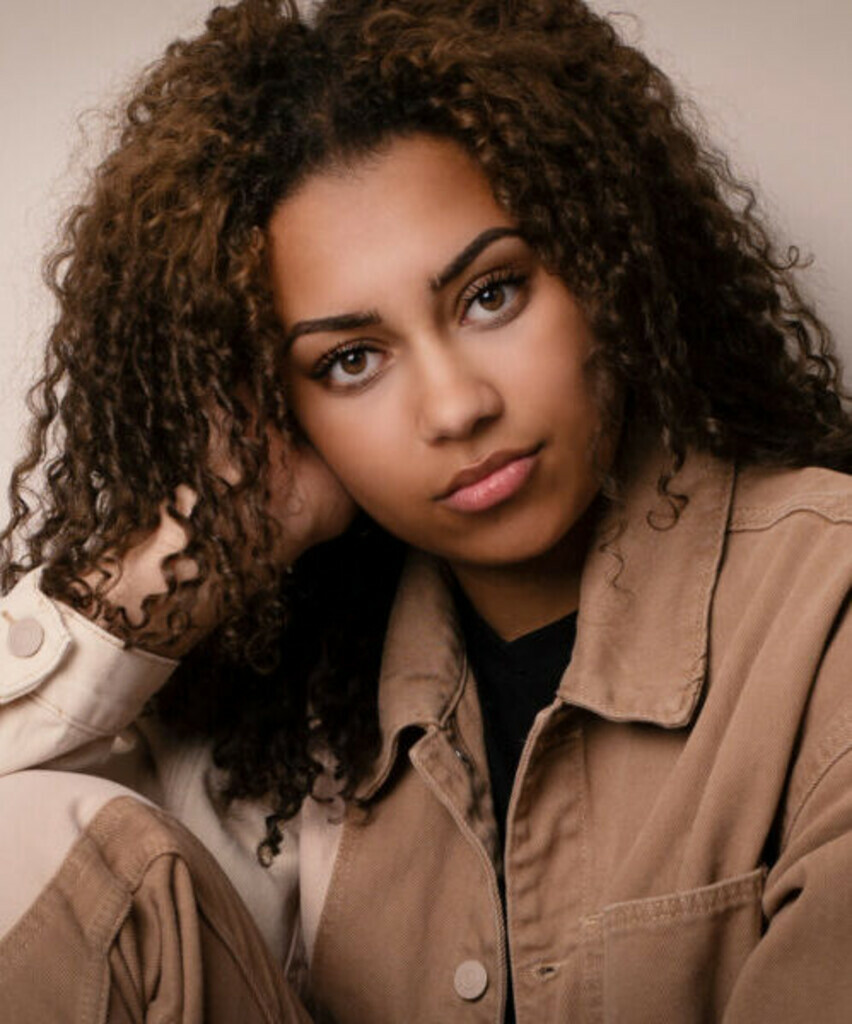 Faye B.