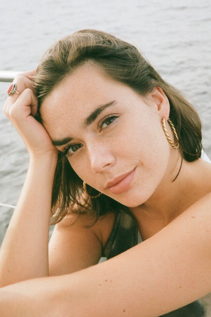 Isabelle W.